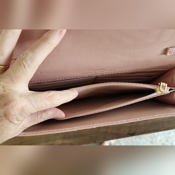 NWT Badgley Mischka Pink Quilted Bag - Picture 6 of 9